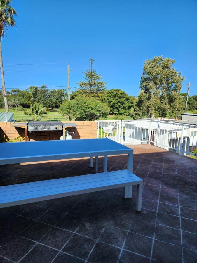 Surfrider Caravan Park Barrack Point Luaran gambar