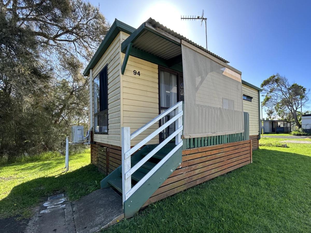 Surfrider Caravan Park Barrack Point Bilik gambar